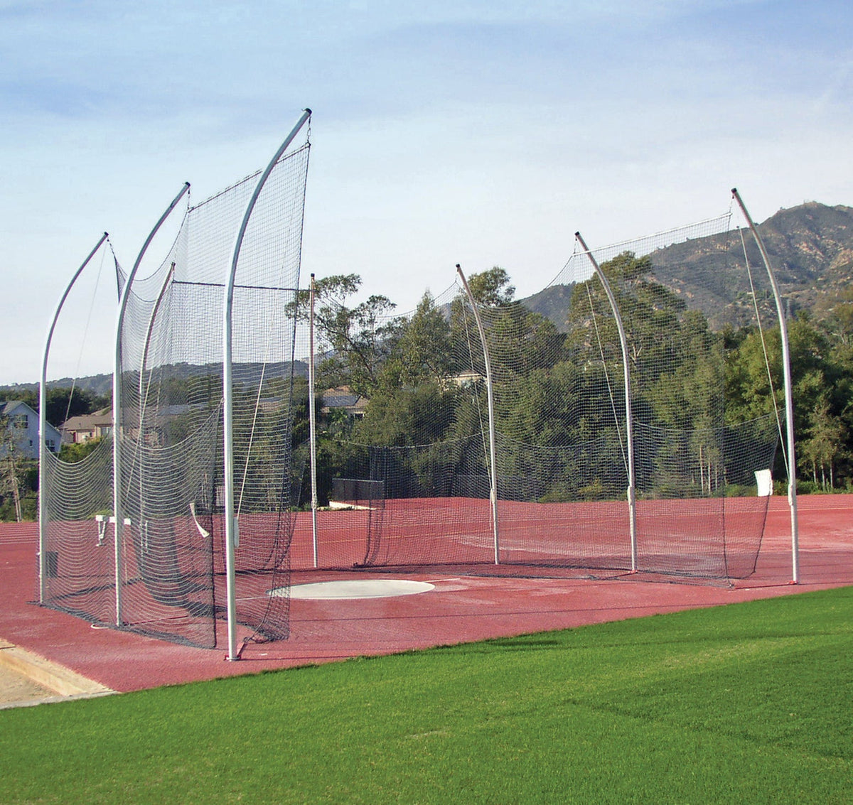 Gill NCAA aluminum discus cage