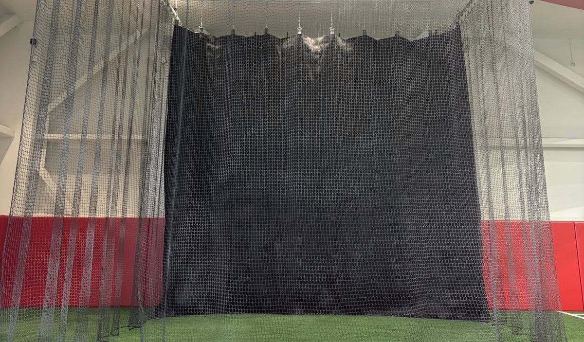 EvelTarp throwing curtain in an indoor facility